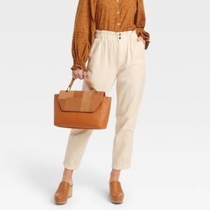 Universal Thread High-Rise Paperbag Tapered Jeans - Off White - Size 4